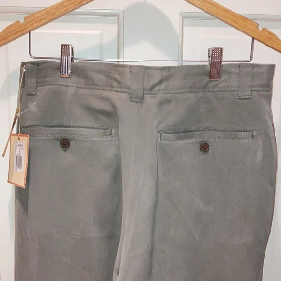 Men’s NWT silk pants. Tommy Bahama.